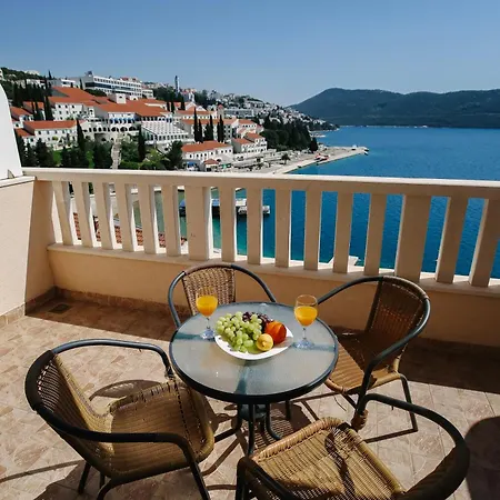 Guest house Lasic