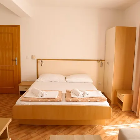 Guest house Lasic *