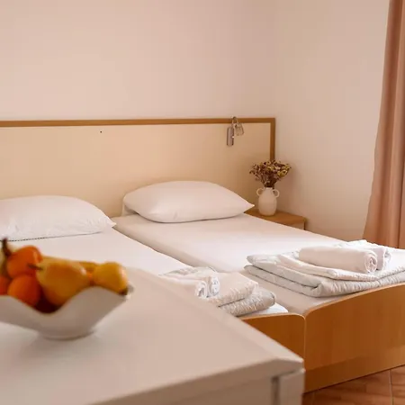 Guest house Lasic *