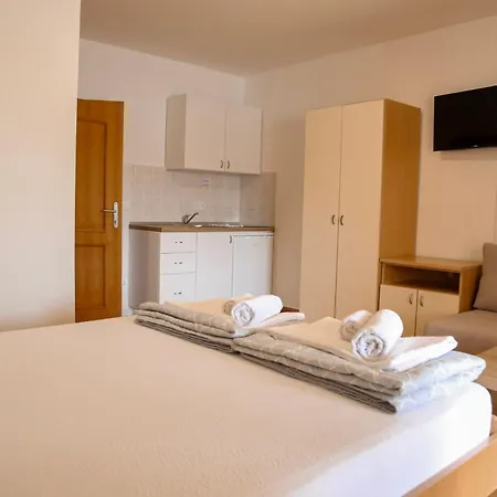 Lasic 3* Neum